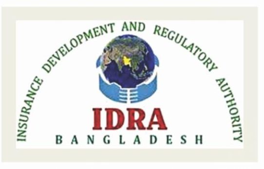 বীমায় আস্থা ফেরানোর লড়াই